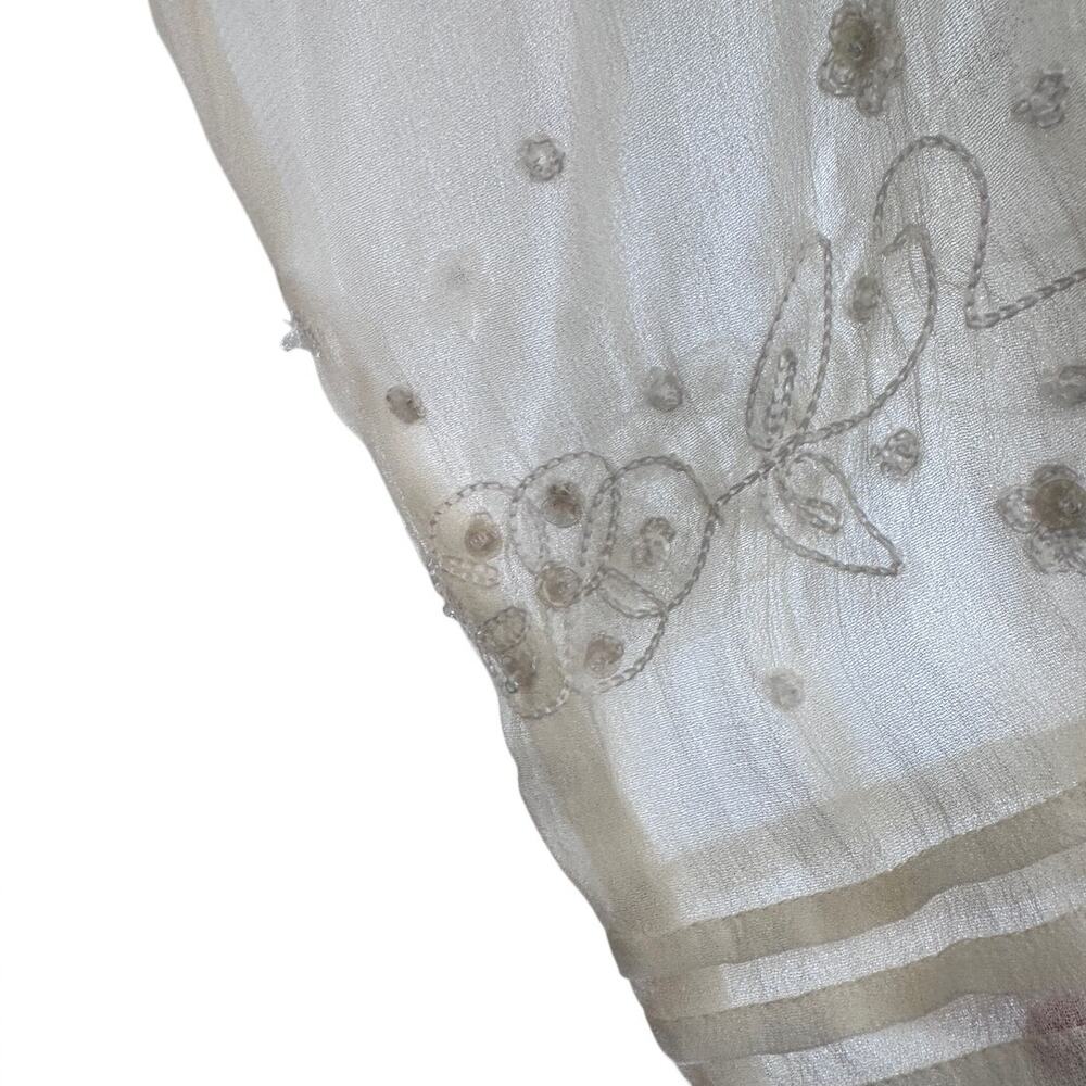 April Cornell Sheer cream robe sequin floral details size medium - Picture 6 of 12